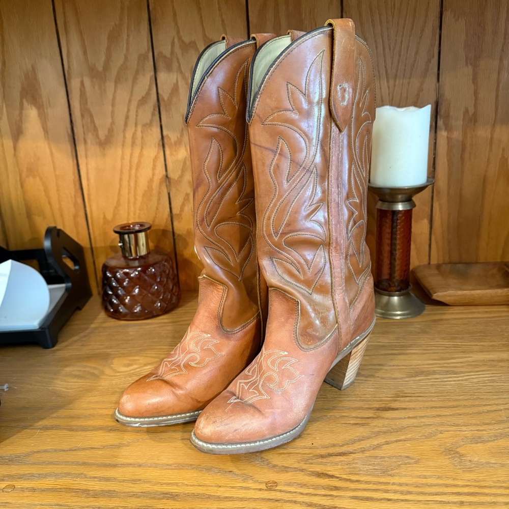 Vintage 70s Tall Tan Leather Western Boots